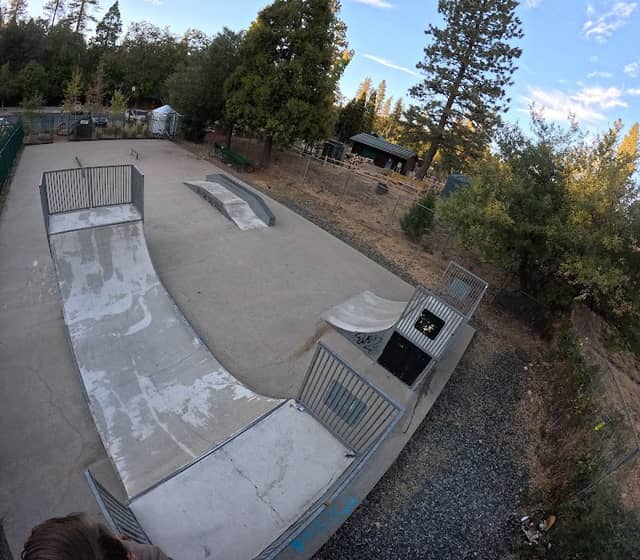 Twain Harte Skate Park - Image 1