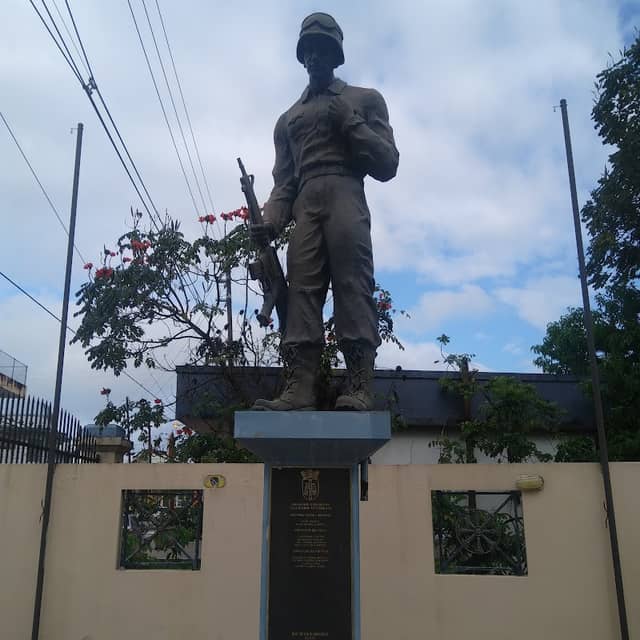 Monumento al Soldado Gurabeño - Image 2
