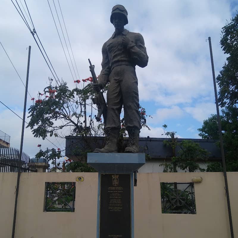 Monumento al Soldado Gurabeño - Image 2