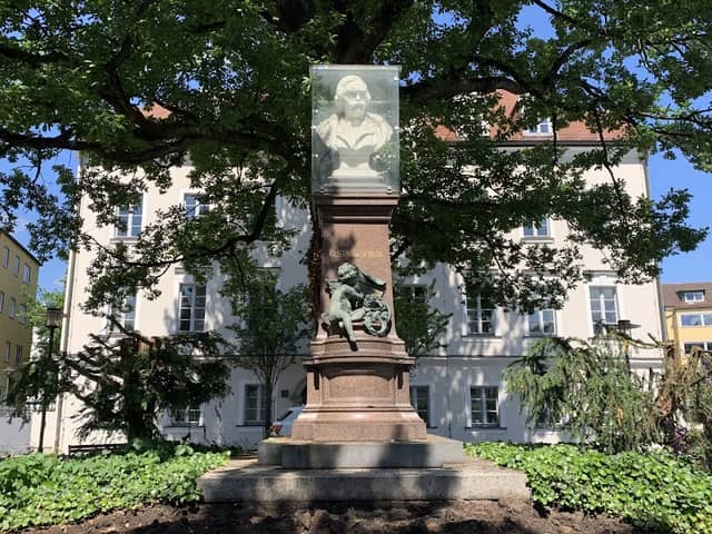 Skulptur Gustav von Schlör - Image 1