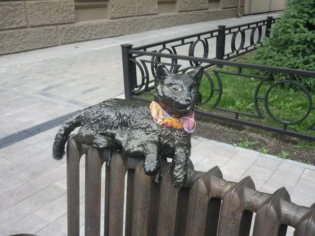 Koshka Na Batareye - Image 1