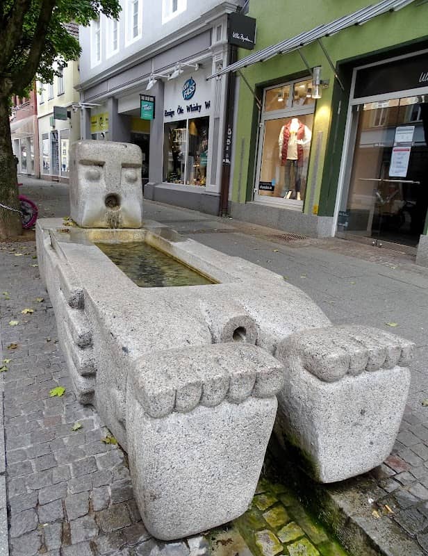 Brunnen "Steinriese" - Image 1