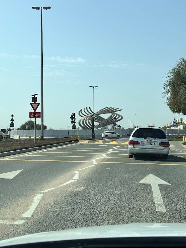 Alsarmadi Sculpture by artist Latifa Saeed - Image 2