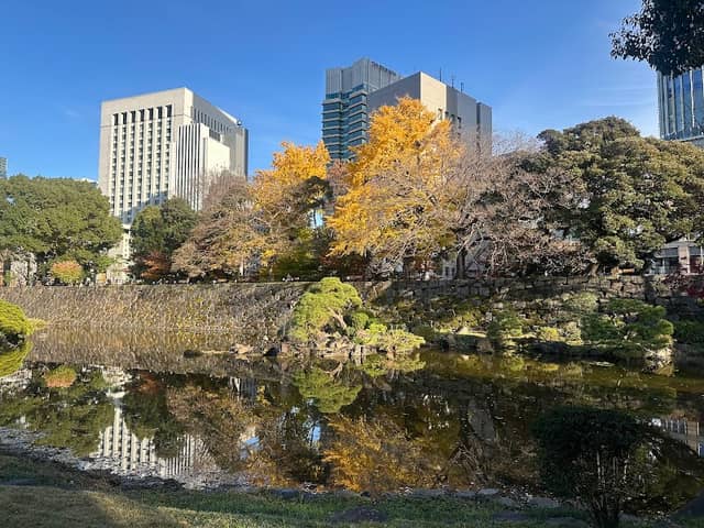 Shinji-ike Pond - Image 3