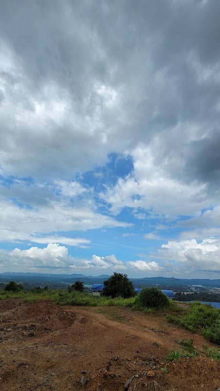 Pattambi hill top UMIKKUNNU - Image 1