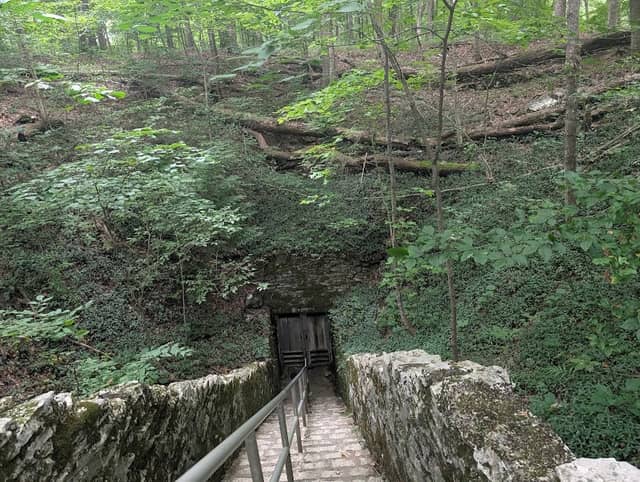 Wyandotte Caves - Image 2