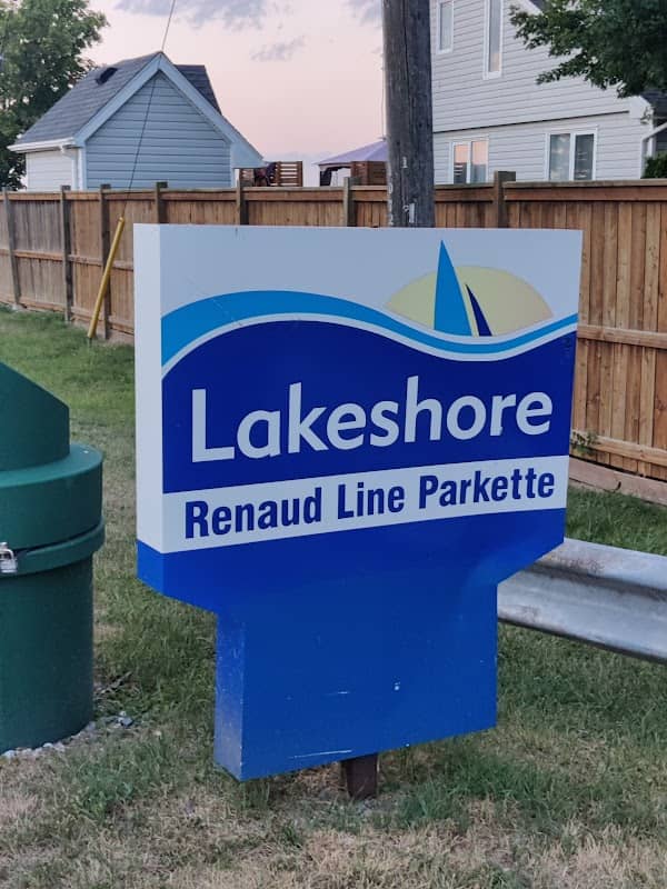 Renaud line Parkette - Image 1