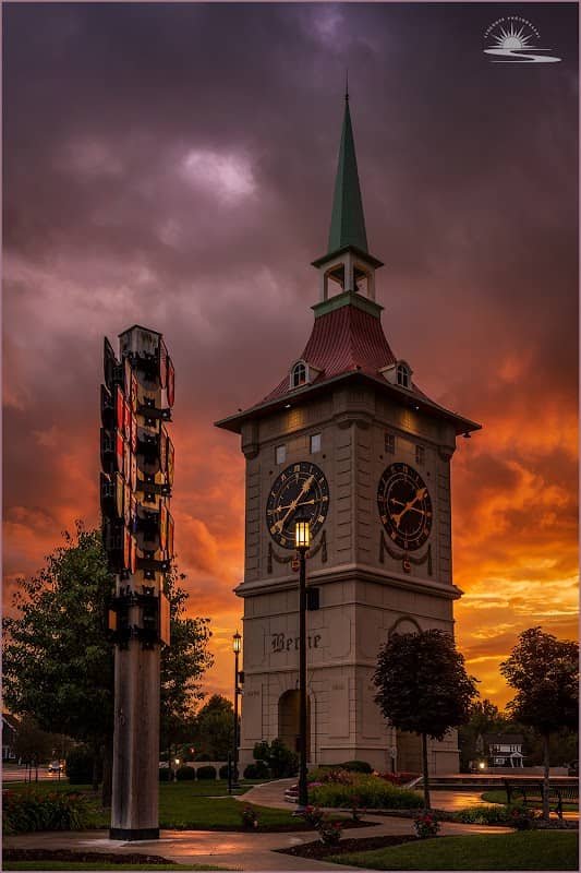 Muensterberg Plaza and Clock Tower - Image 1