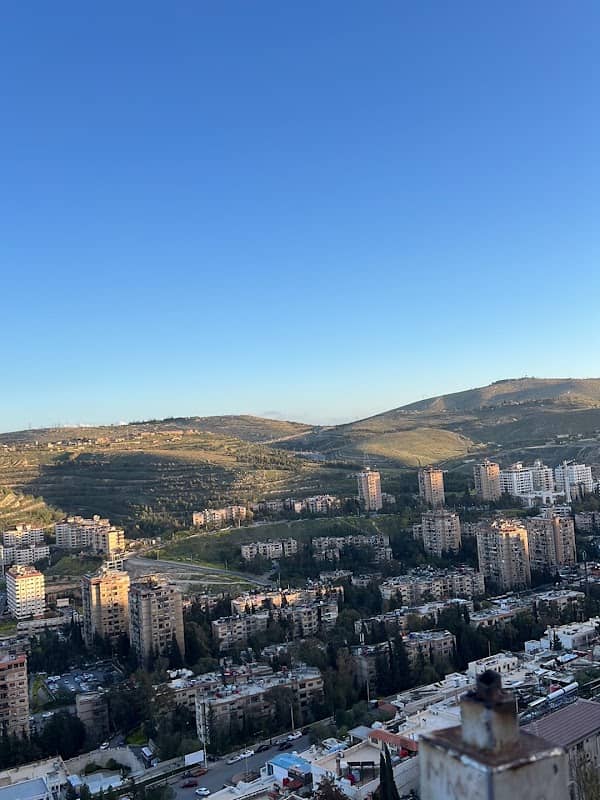 فوق العالمم - Image 1