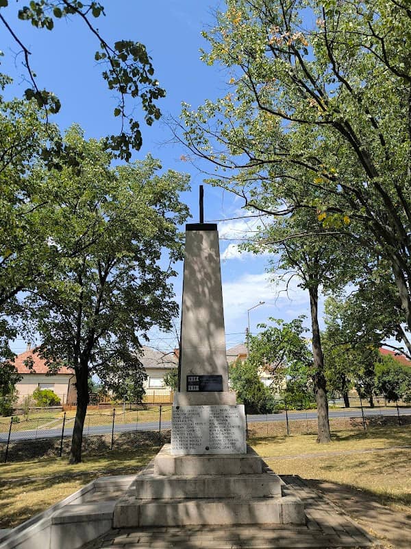 Àldozataink,Első És Màsodik Vilàghàborús Emlékpark - Image 1