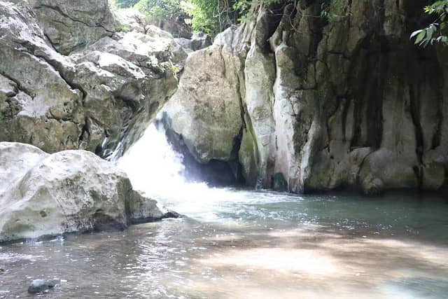 Gining Falls - Image 1