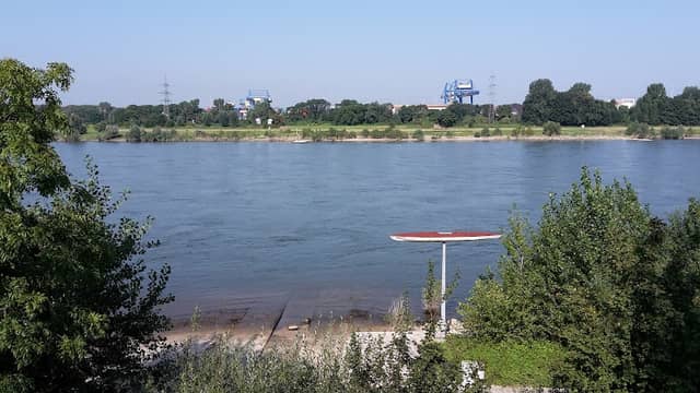 Rheinpromenade Wanheim - Image 1