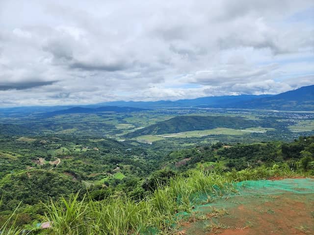 Sky Escape 360 - Image 1