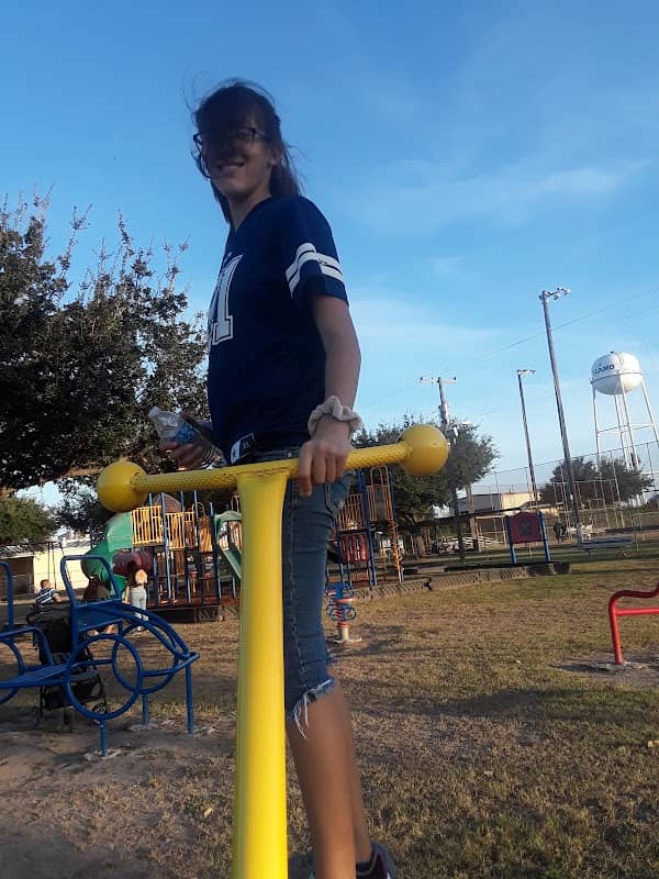 Alaniz Park - Image 2