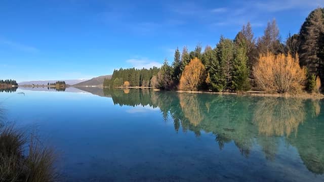 Lake Ruataniwha beach - Image 3