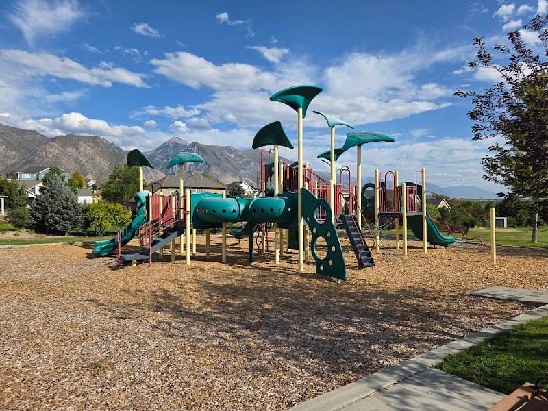 Highland Hills Park - Image 1