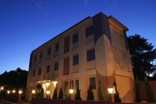 Markos Hotel - Image 1