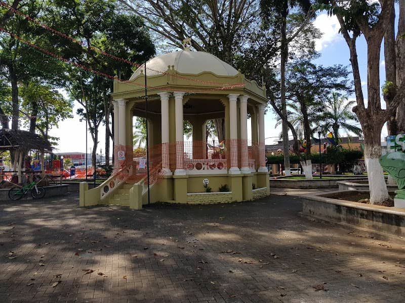 Parador fotográfico Espíritu Santo - Image 1