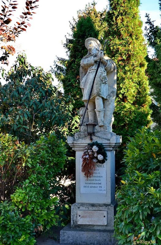 Szent Vendel Park - Image 1