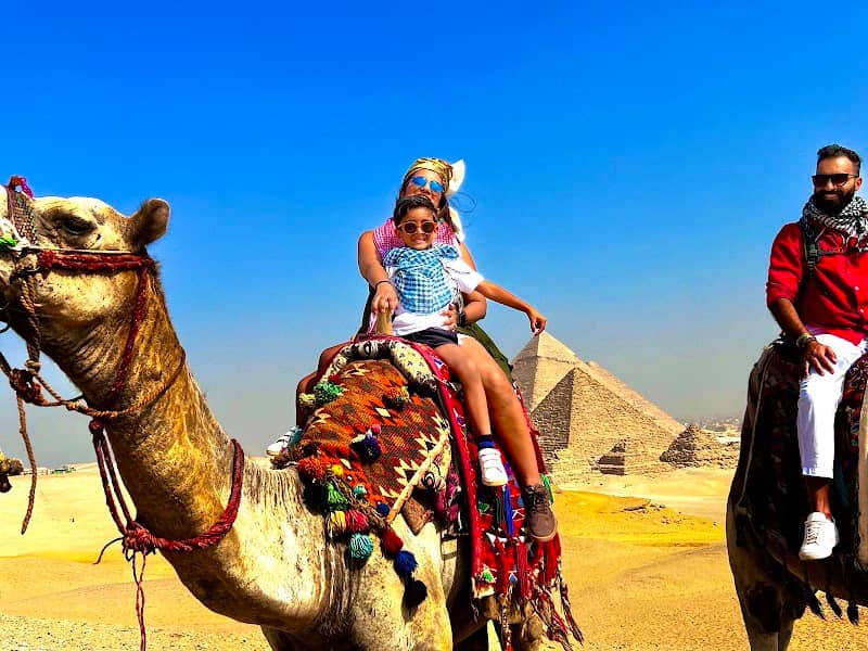 Pyramids of Giza - Image 3