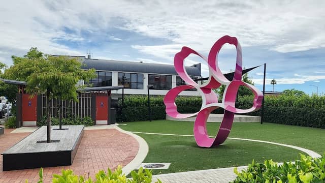 Landmarks square - Image 1