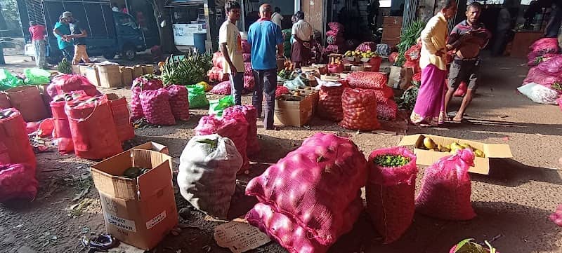 Dambulla Street Fruit Stalls - Image 1