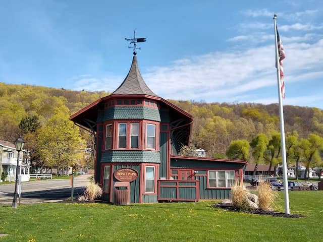 Depot Park - Image 1