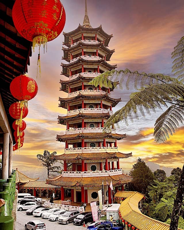 Chin Swee Pagoda - Image 2