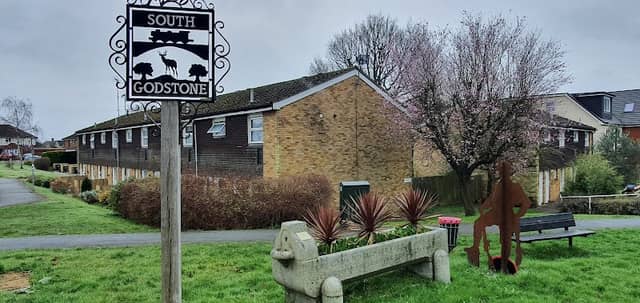 South Godstone - Image 1