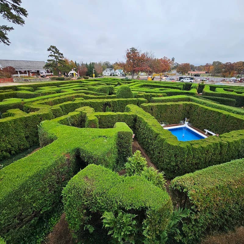 The Garden Maze at Luray Caverns - Image 2