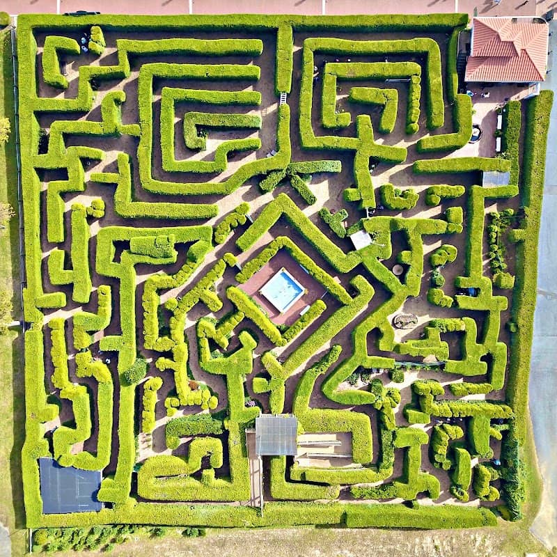 The Garden Maze at Luray Caverns - Image 1