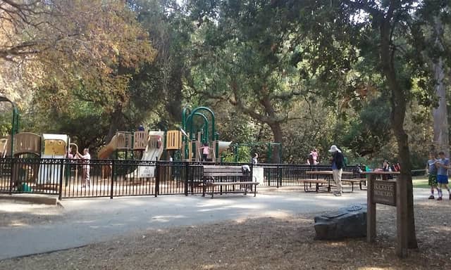 Twin Pines Park - Image 1