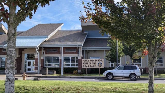 Forks High School (Twilight Film) - Image 2
