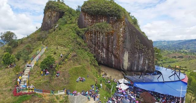 Marial's Rock - Image 3