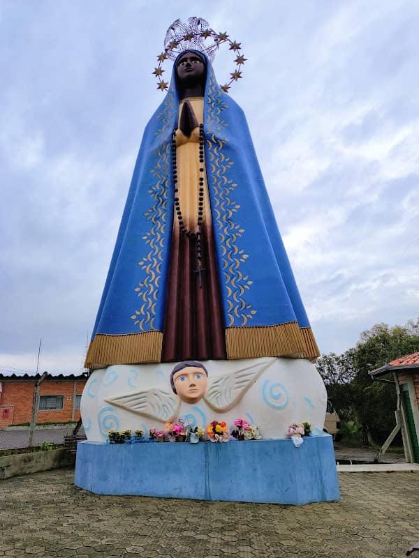 Imagem gigante de Nossa Senhora Aparecida - Image 1