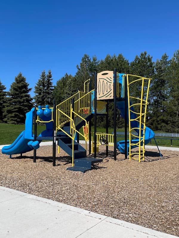 Cedarview Park - Image 1