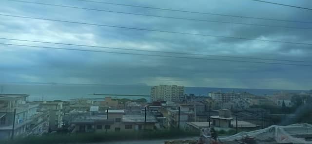 Formia Train Sea view - Image 2