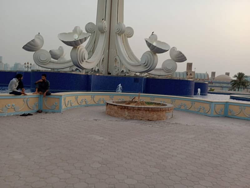 Al Ittihad Monument - Image 1