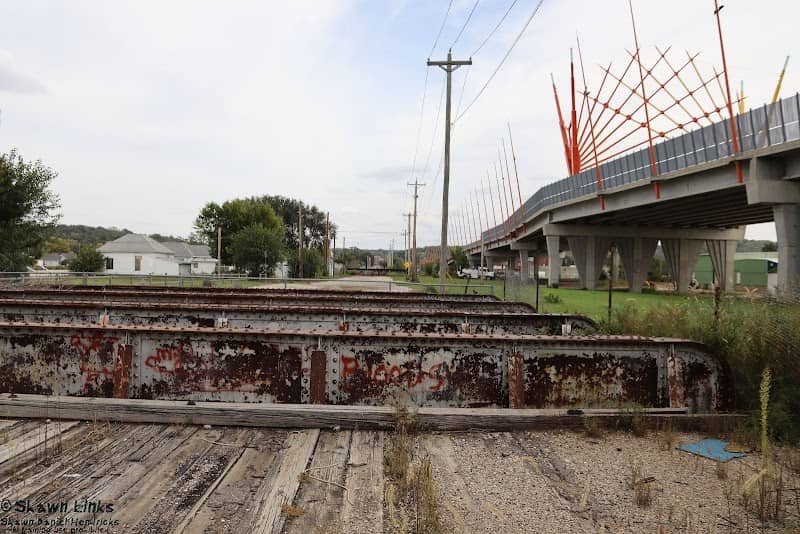 Council Bluffs Gateway - Image 1
