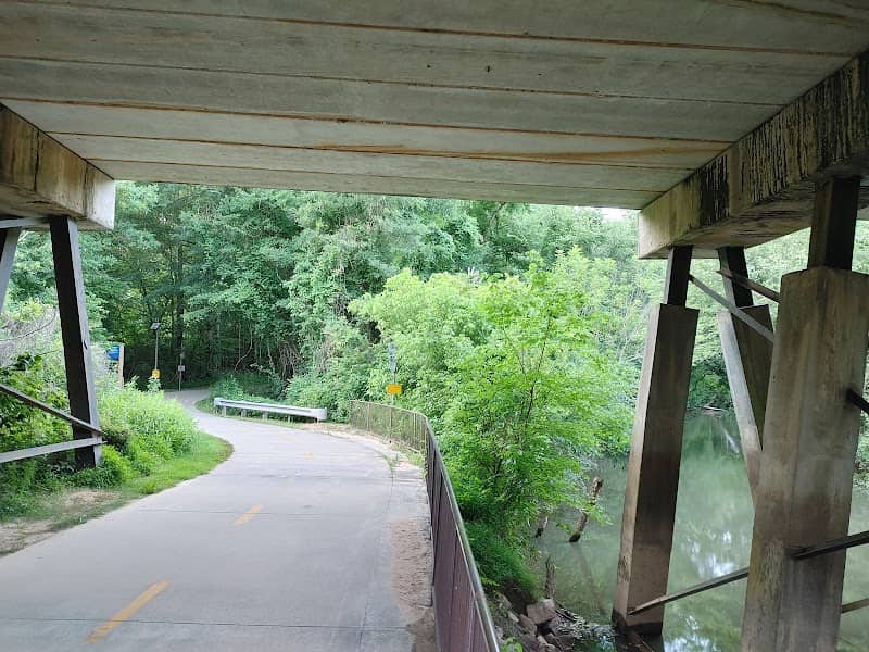 Old Milton Pkwy Greenway Access - Image 2