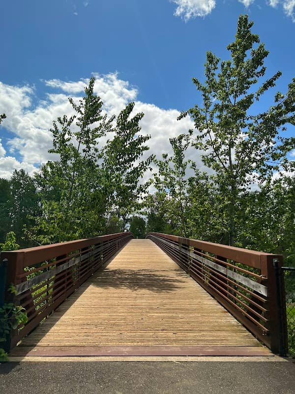 Baz River Front Park - Image 1