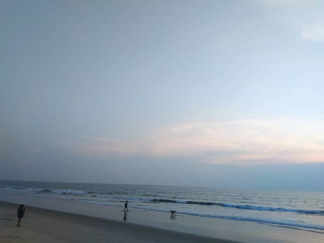 velliyaparamba backwaters beach - Image 1