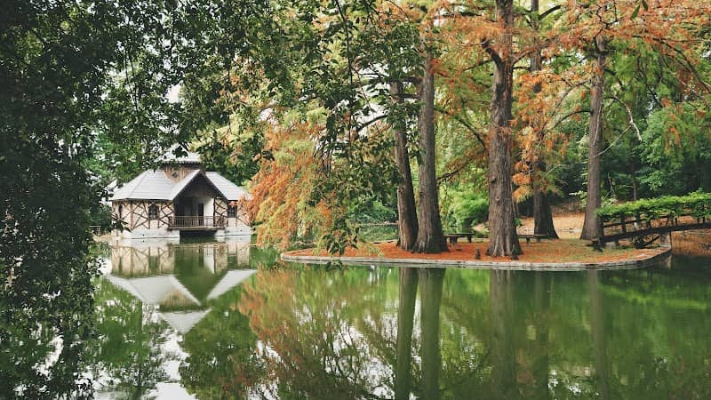 Parco e Lago Dei Poeti - Tenuta Santa Maria Eredi di Gaetano Bertani S. S. Agricola - Image 1