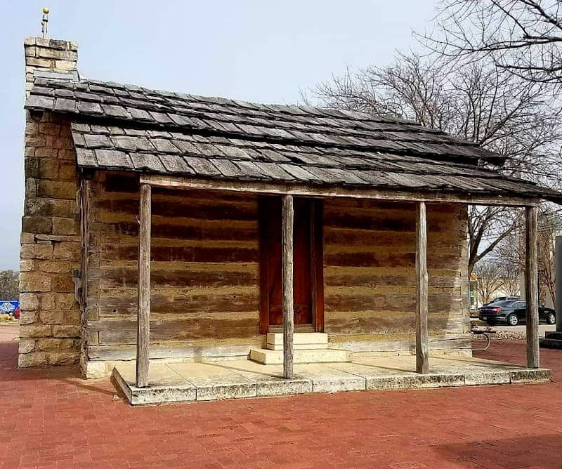 The Newton Cabin - 1848 - Image 3
