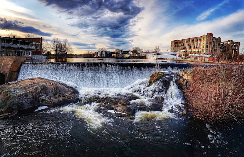 Gateway Park - Image 2