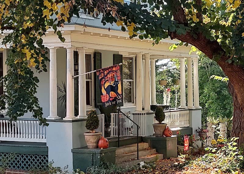 Diamond Hill Historic District - Image 2