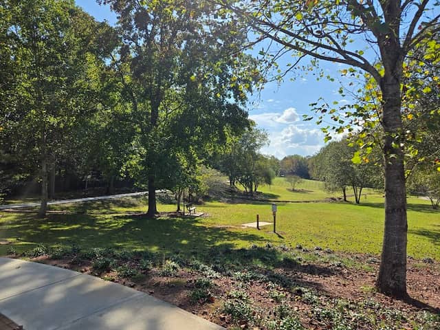 Maple Creek Park - Image 3