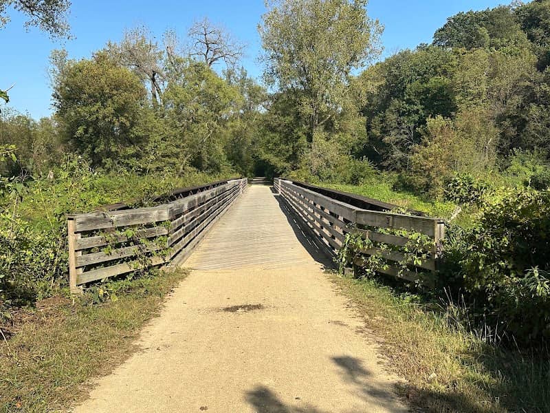 Heritage Pond / Heritage Trail - Image 1