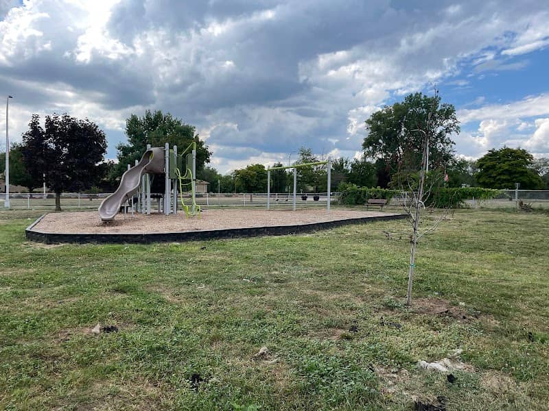 15th and Outer Drive Park - Image 1
