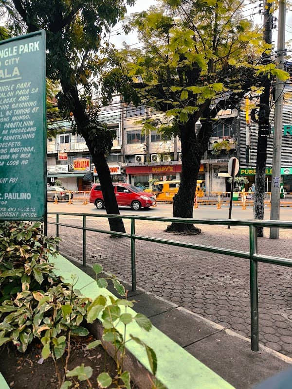 Rizal Triangle Park - Image 3